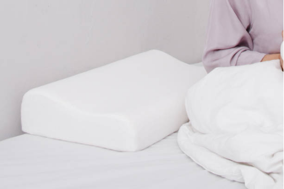 Memory Foam Pillow with Cooling Gel