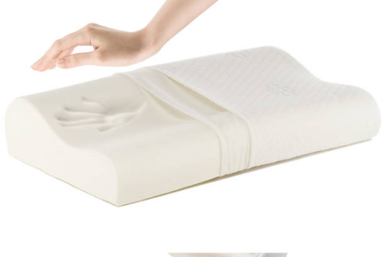 Memory Foam Pillow Contouring to Head and Neck